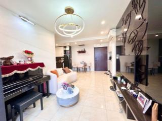 Cần bán gấp căn 2PN - 82m2 VIEW HỒ tại C6 Vinhomes D'Capitale 