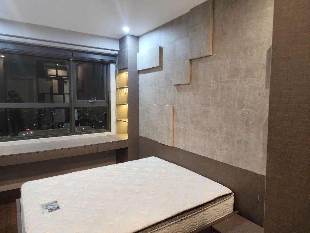 Cần bán gấp căn hộ VIEW HỒ tại Vinhomes D'Capitale tòa C6, giá tốt