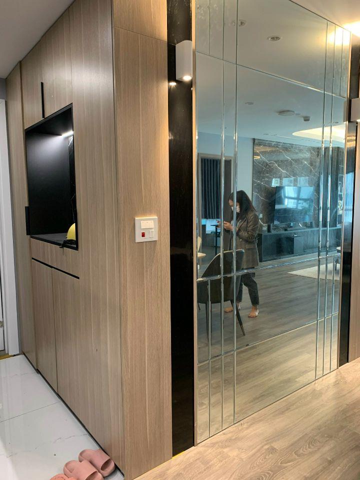 Bán căn hộ 3 ngủ 124m2 tại Mulberry Lane nhà đẹp, full đồ sẵn ở