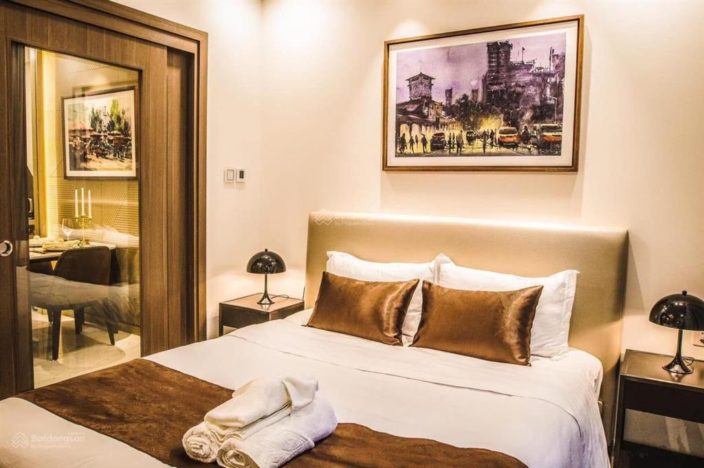 English below  cần bán 1pn 55m2 có sổ hồng tại tháp landmark 81  10,5 tỷ (giá thật).