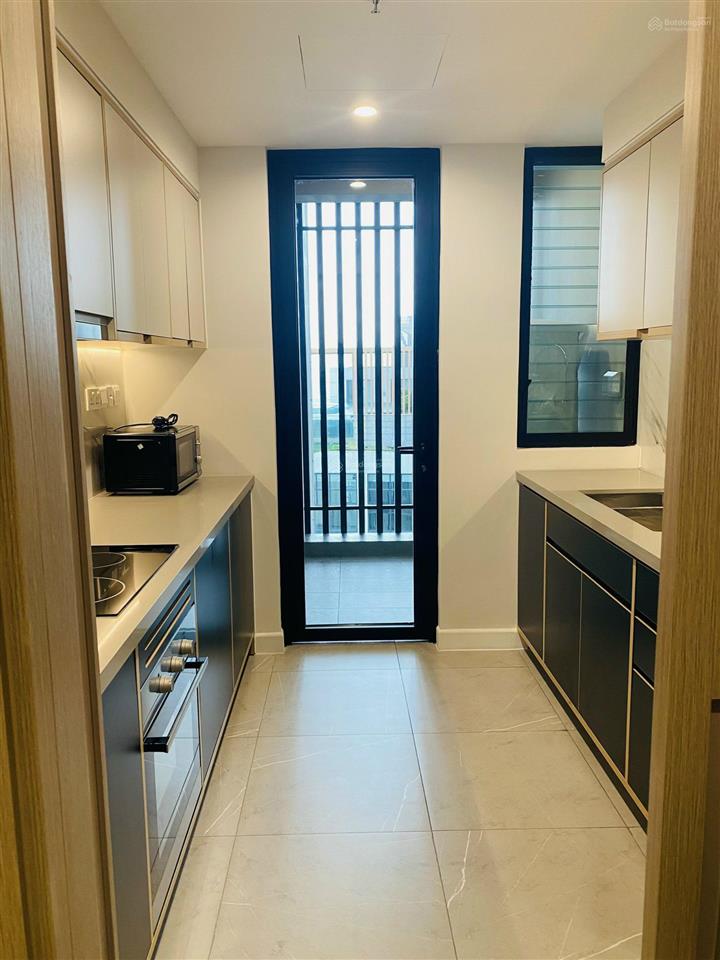 English below, bán căn hộ cao cấp 2pn2wc 94m2, view bitexco xin xò  chỉ 11 tỷ (giá thật)