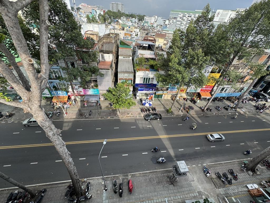 Nhà 7 lầu thang máy mtkd  ngô gia tự  vòng xoay ngã 7 lý thái tổ quận 10