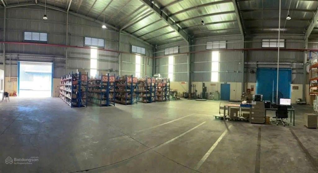 Cho thuê kho xưởng 1400m2  quận 9 ( có pccc , cont 24/24 )