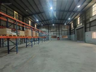 Cho thuê kho kđt sài đồng,long biên.diện tích 600m2 cao 9m,pccc,điện 3fa xe công đỗ cửa.giá 140k/m2
