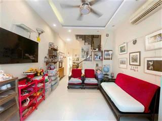 Chuyên nhà đẹp trung tâm trần huy liệu phú nhuận, dt đẹp 40m2, 4 tầng, 4pn, nhiều tiện ích, 7,3 tỉ