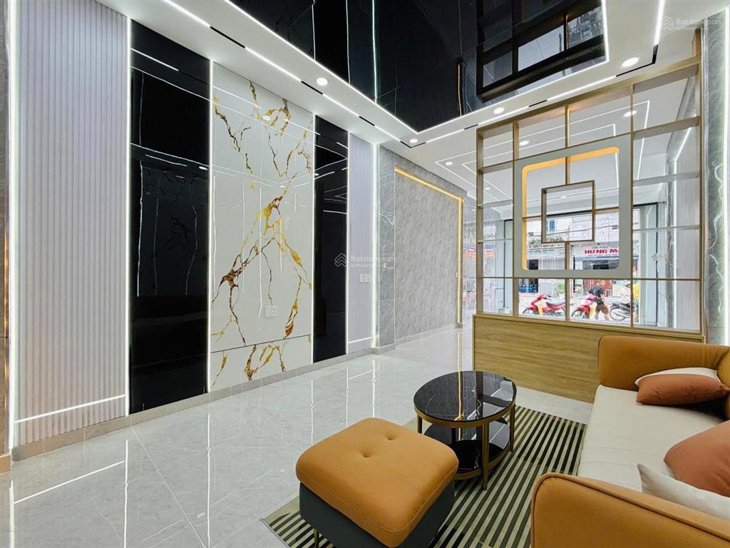 Bán nhà mt đường phạm văn chiêu dt 3,7 x 20 4pn, 4wc