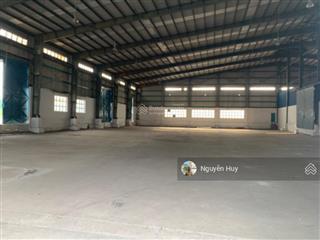 Chính chủ cho thuê kho xưởng dt 3200m2 đường hồ ngọc lãm, p16, quận 8 điện 3 pha sẵn 0909 913 ***