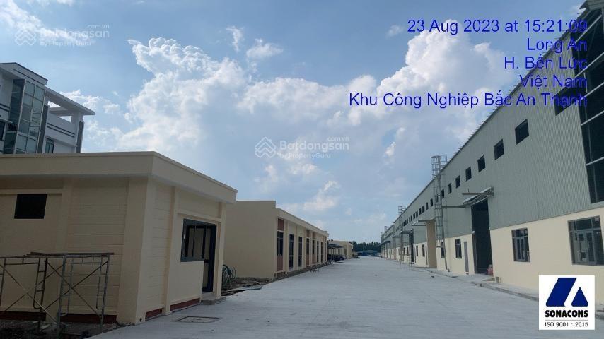 Cho thuê kho xưởng kcn bến lức, long an tổng dt 15.552m2, 80.000vnd/m2/tháng.  0909 913 ***