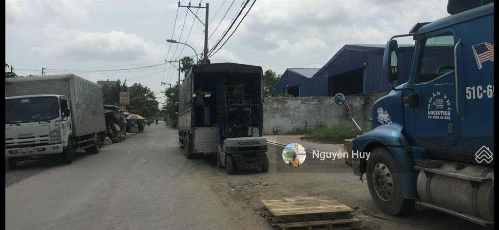 Cho thuê kho xưởng diện tích kho 2.000m2 khuôn viên 2.400m2 kho 2 mt đường hồ văn long bình tân
