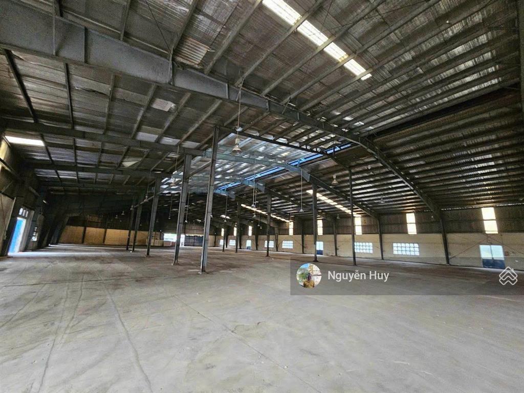 Cho thuê kho xưởng 6000m2 cơ sở hạ tầng đầy đủ đường tỉnh lộ 835, phước lợi, long an