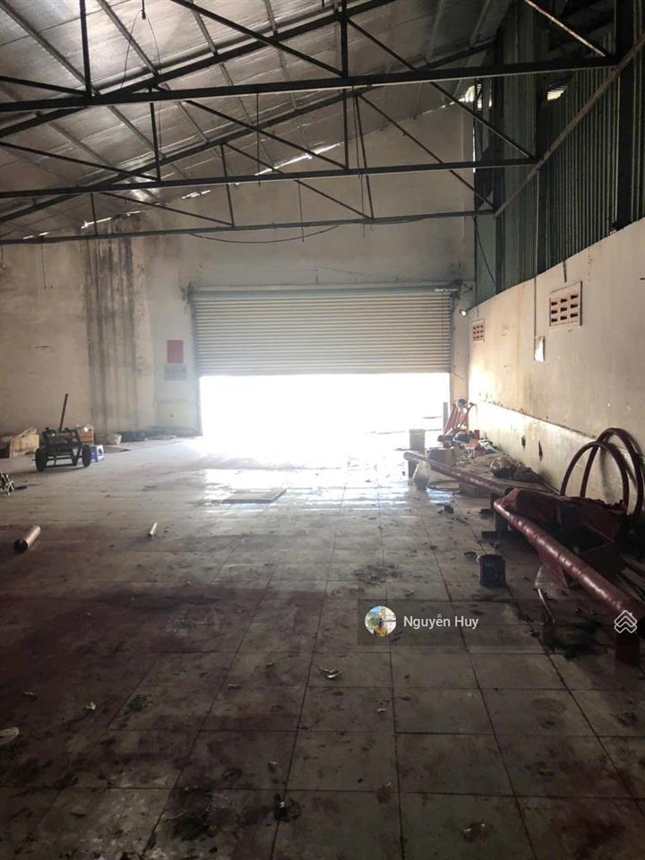 Cho thuê kho, nhà xưởng tại xã mỹ lộc, cần giuộc, long an, tổng kho dt 4000m2 giá 200tr/tháng