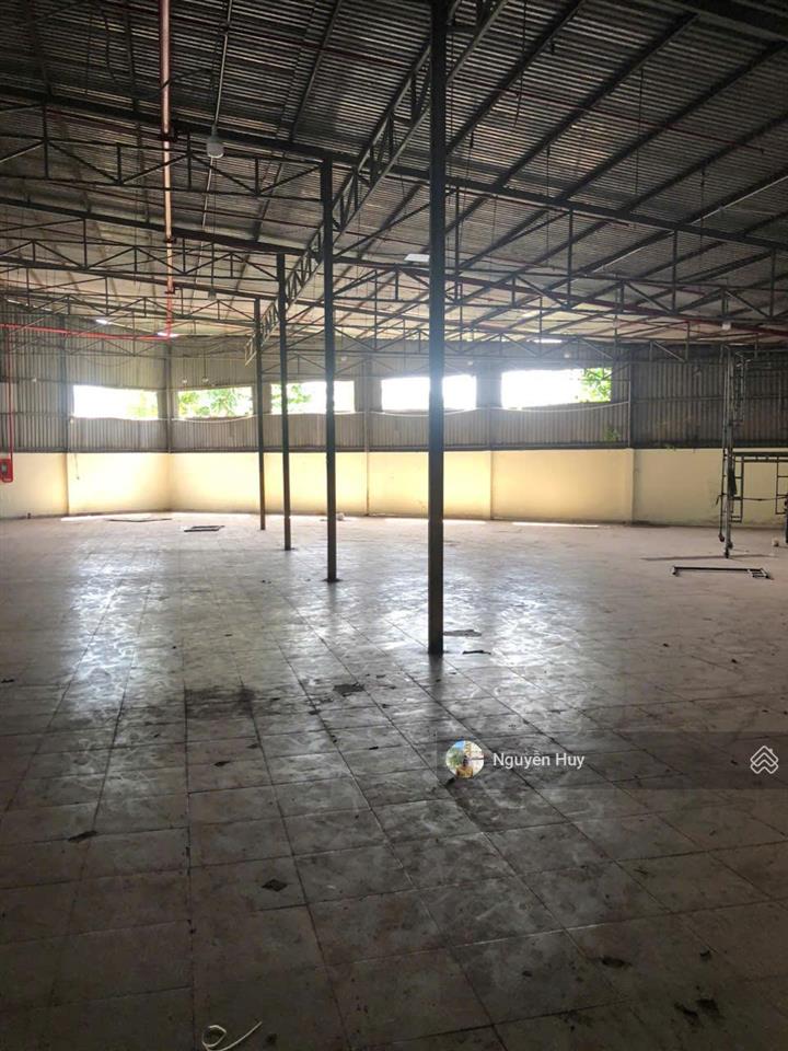 Cho thuê kho, nhà xưởng tại xã mỹ lộc, cần giuộc, long an, tổng kho dt 4000m2 giá 200tr/tháng