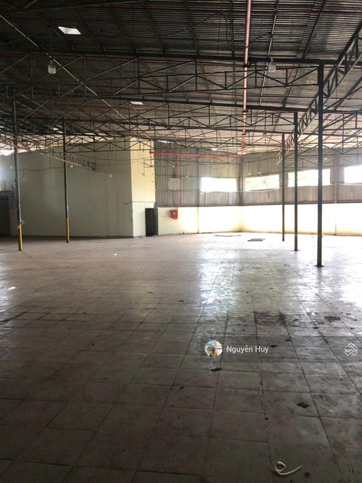 Cho thuê kho, nhà xưởng tại xã mỹ lộc, cần giuộc, long an, tổng kho dt 4000m2 giá 200tr/tháng