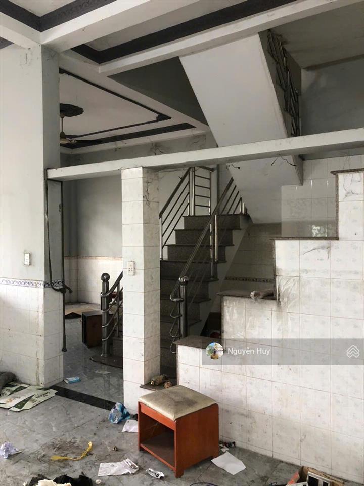 Cho thuê kho, nhà xưởng trần đại nghĩa khuôn viên 2268m xưởng xây dựng được 1100m , văn phòng 120m