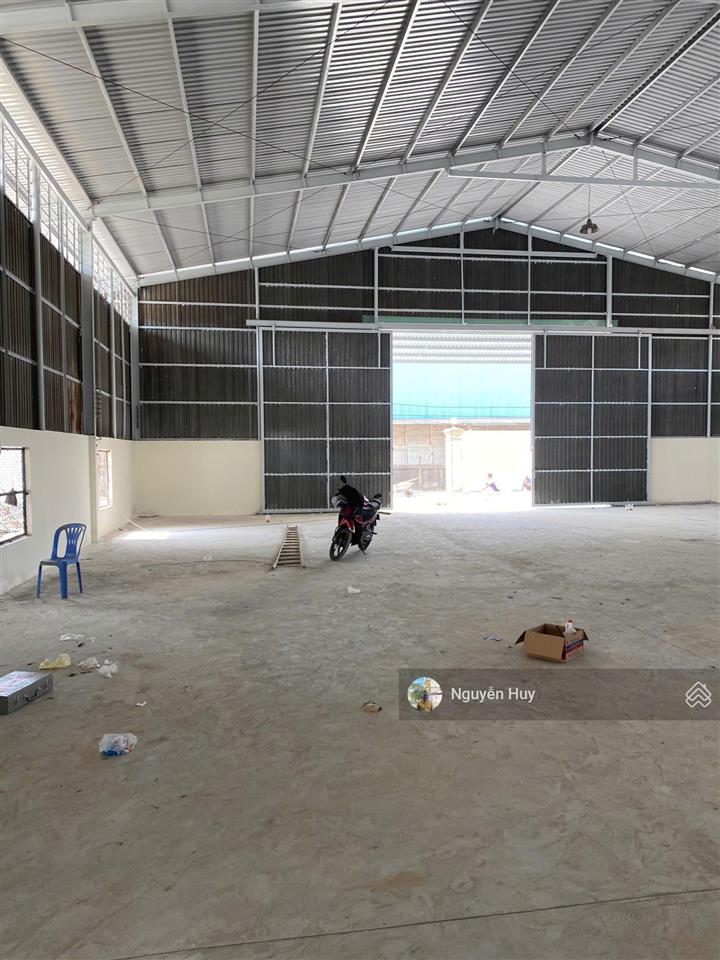 Cho thuê kho, nhà xưởng 2000m2 tại hưng nhơn, tân kiên, bình chánh, 150 triệu/tháng thương lượng