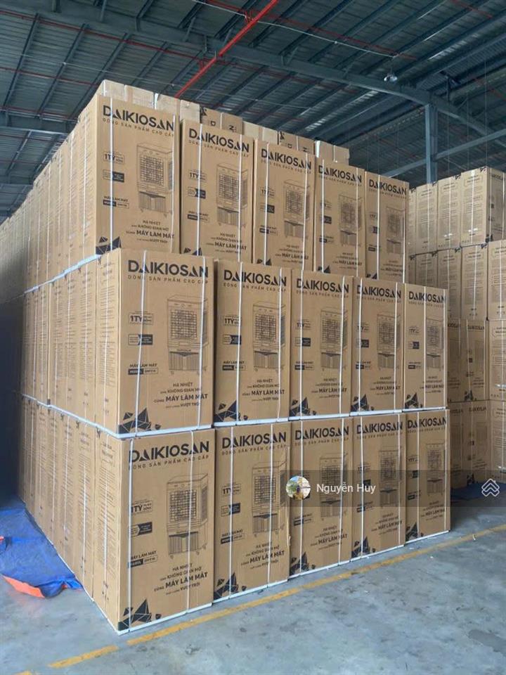 Cho thuê kho, nhà xưởng 2100m2  tại kcn đức hòa.  0909 913 ***