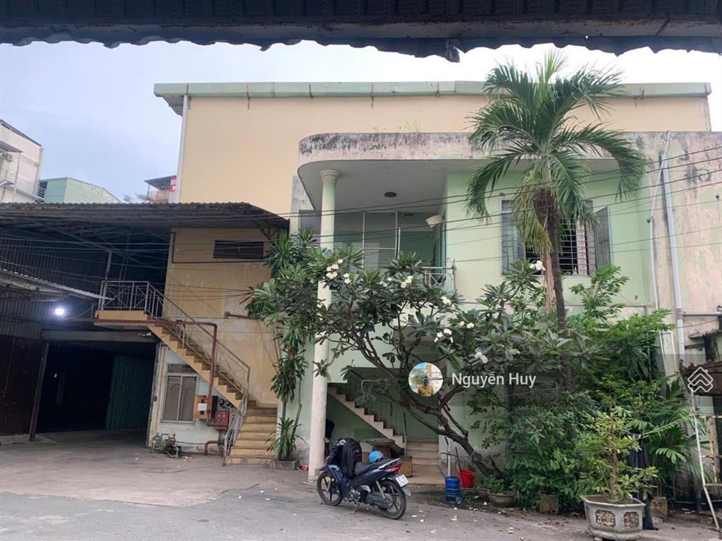 Cho thuê kho xưởng hương lộ 3, bình tân tổng diện tích sử dụng 2350m2 chỉ 130 triệu/tháng