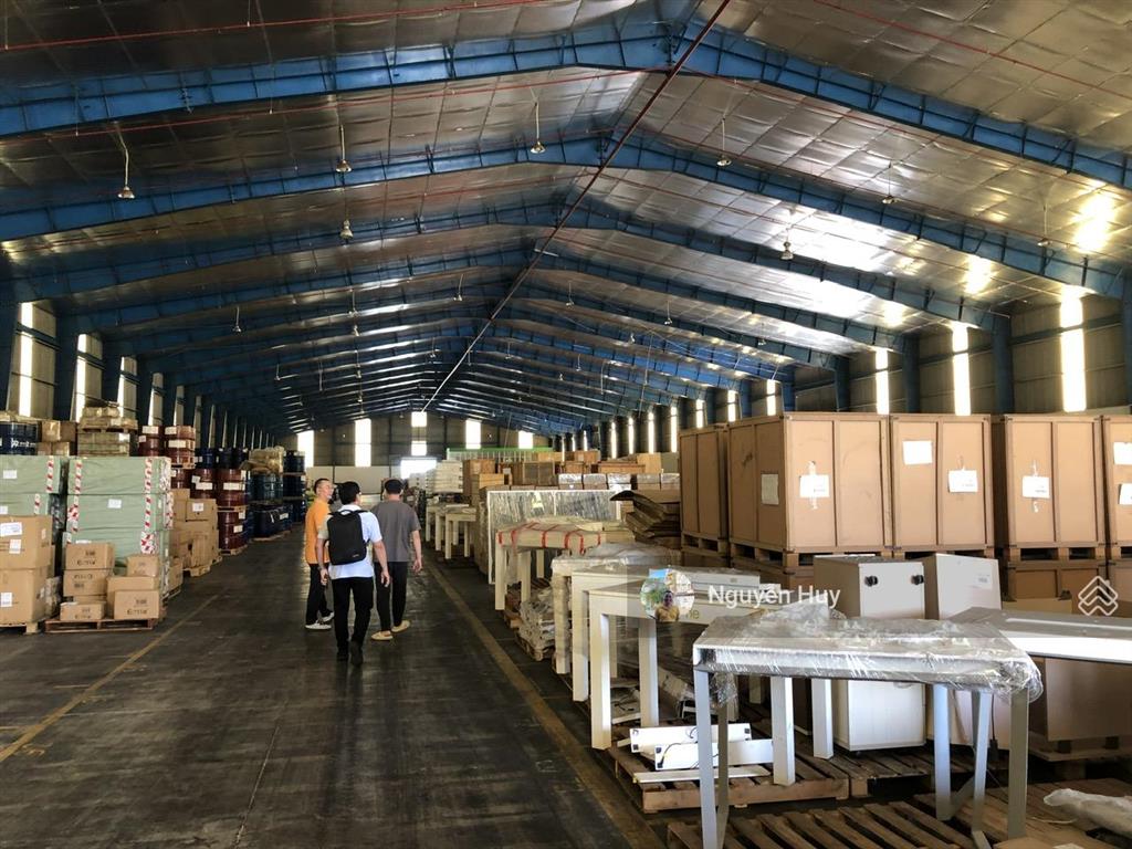 Cho thuê kho xưởng nguyễn hữu trí, bình chánh, giá 465tr/th dt khuôn viên 10000m2 dt xưởng 5800m2