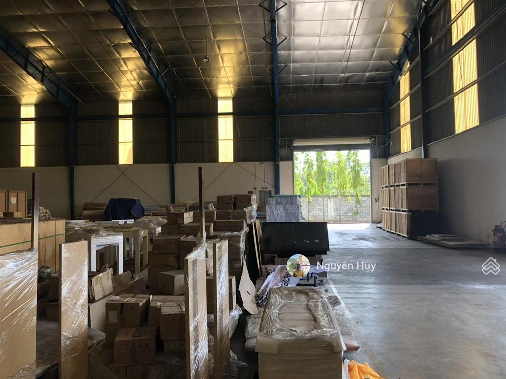 Cho thuê kho xưởng nguyễn hữu trí, bình chánh, giá 465tr/th dt khuôn viên 10000m2 dt xưởng 5800m2