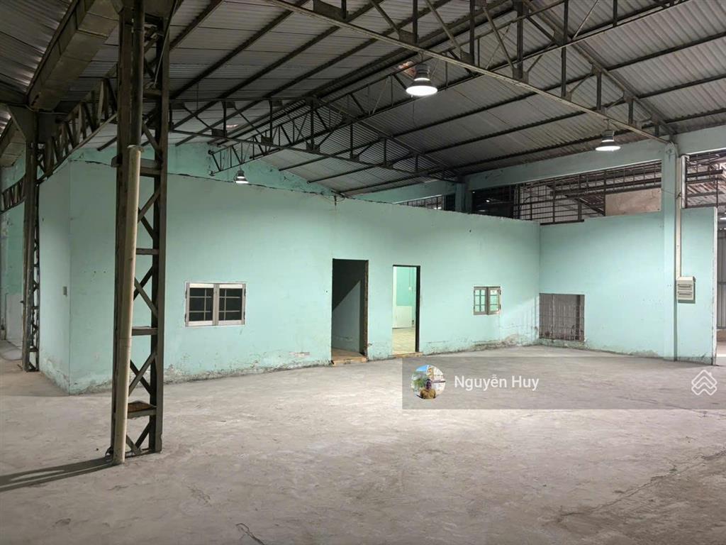 Cho thuê kho, nhà xưởng tại hồ ngọc lãm, bình tân 600m2, điện 3 pha, bình 1.000 kva  0909 913 ***