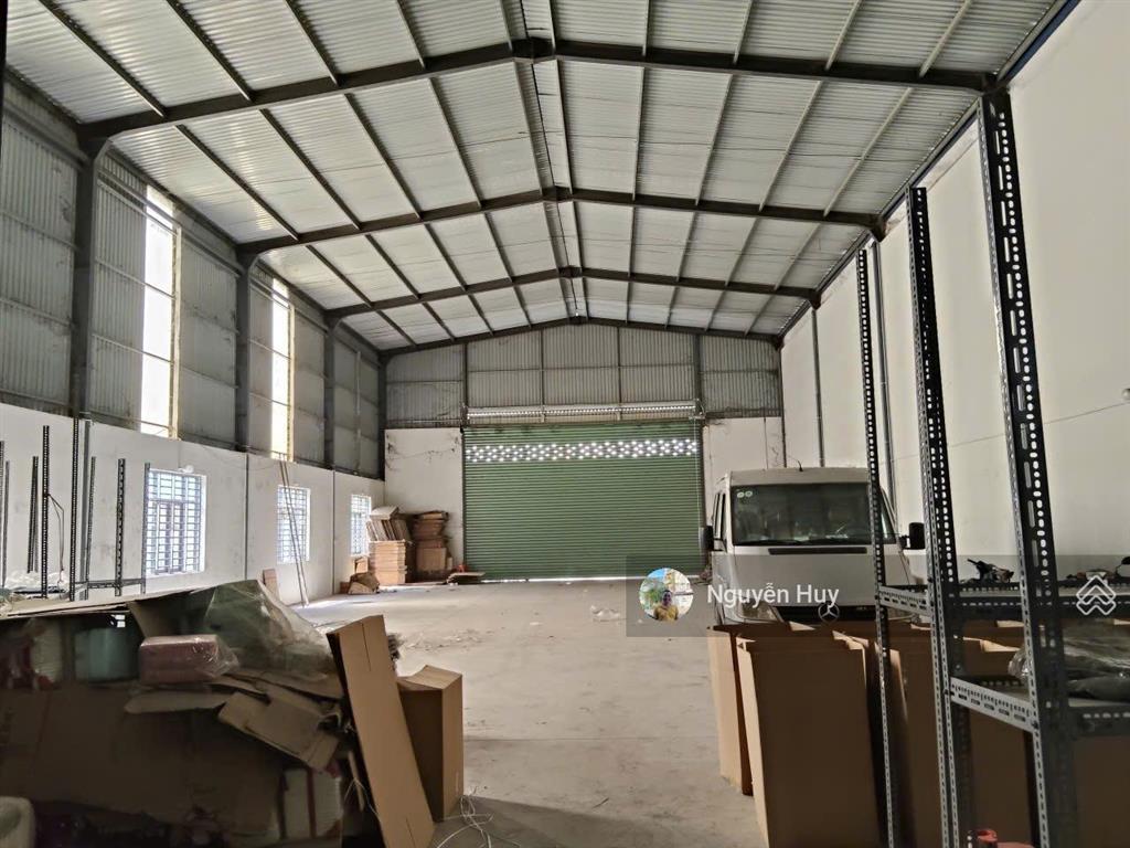 Cho thuê kho, nhà xưởng tại đường 825, đức hòa, long an, khuôn viên 1.800m² nhà xưởng 1.200m²