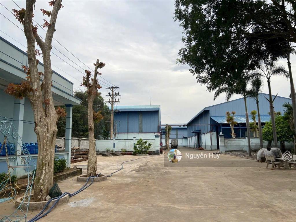 Cho thuê xưởng tỉnh lộ 830c bến lức long an. dt nhà xưởng 6.000m2, khuôn viên đất 15.000m2
