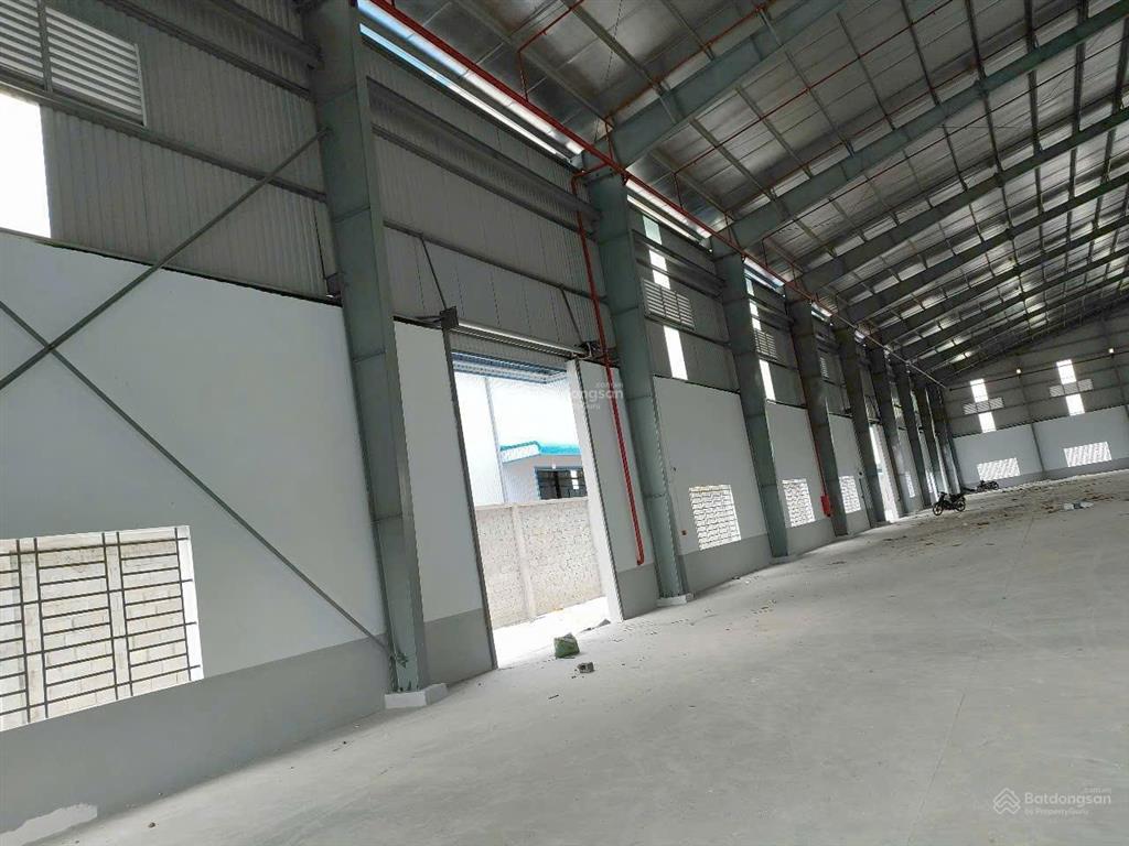 Cho thuê gấp 42.000m² xưởng chuẩn kcn đức hòa, pccc tự động, giá 3.6usd/m² ~ 95ng/m2