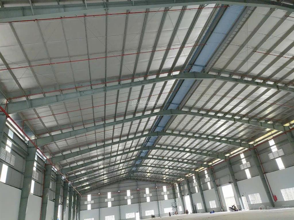 Cho thuê gấp 42.000m² xưởng chuẩn kcn đức hòa, pccc tự động, giá 3.6usd/m² ~ 95ng/m2