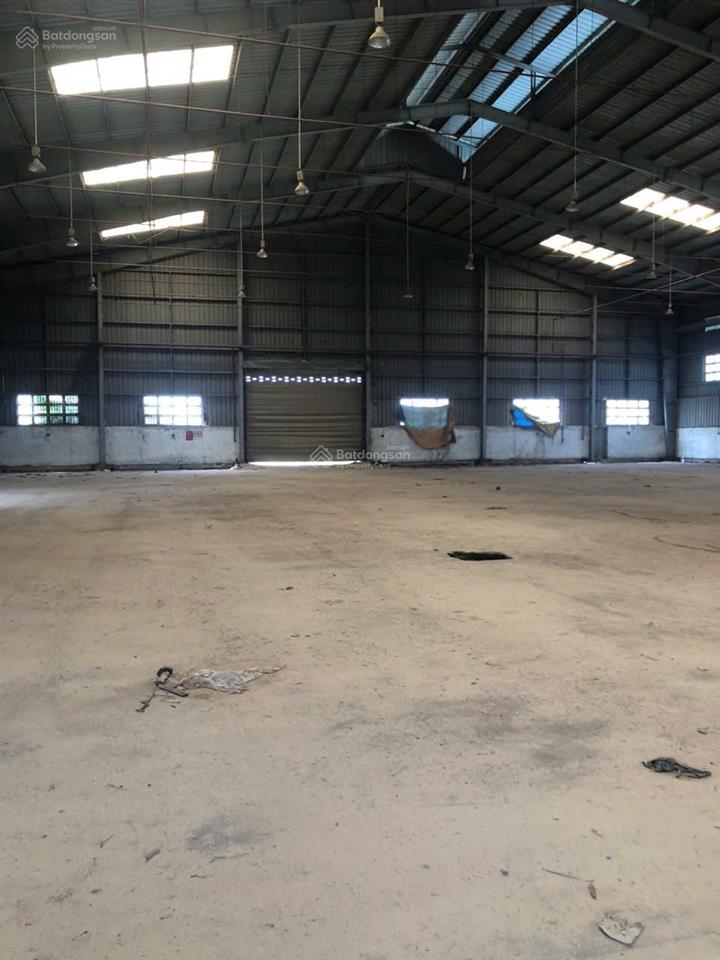 Cho thuê kho, nhà xưởng 1800m2 ở hồ ngọc lãm, q8, 80 nghìn/m2/th,  0909 913 ***