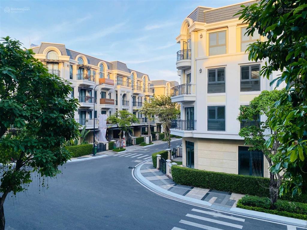 The classia căn góc 2 mặt tiền dt 456m2 sàn đẹp nhất dự án sân vườn rộng rãi sổ hồng sẵn, giá 38 tỷ