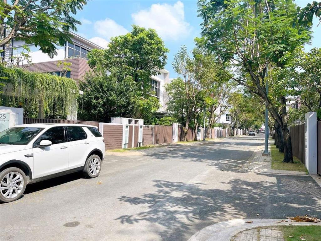 Villa đơn lập riviera cove. nhà thô dt 500m2 sổ hồng sẵn giá 49 tỷ. căn rẻ nhất dự án ạ