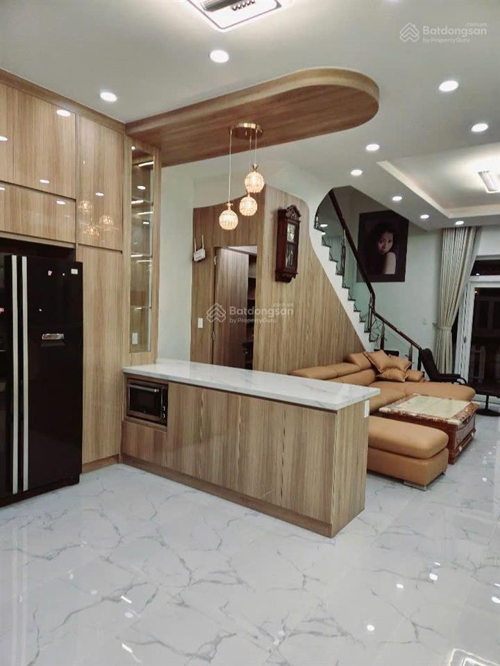 Villa park đơn lập.dt đất 200m2. nhà hoàn thiện nội thất cao cấp. sổ hồng sẵn. giá 27.5 tỷ