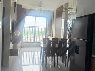 Bán căn 57m2 tháp c2 full nội thất giá 3,1 tỷ view công viên, đông nam, khách  0896 688 ***