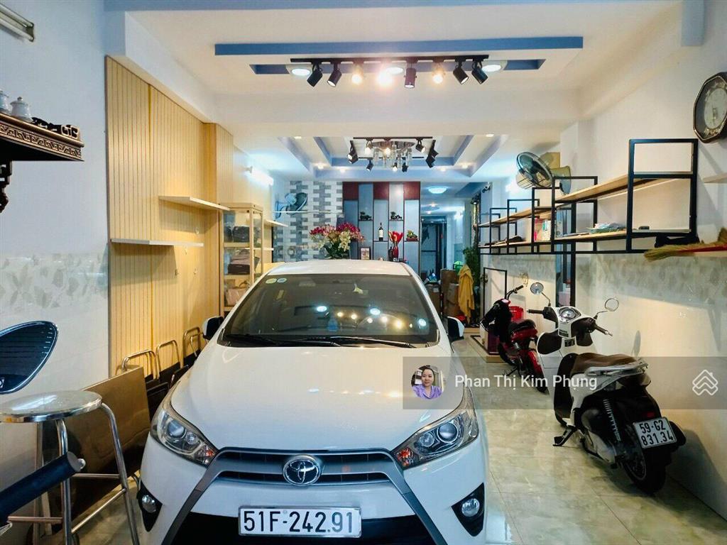 Mặt tiền đường 30/4  nhà đúc thật 2 lầu + sân thượng, vị trí kinh doanh sầm uất  giá chỉ 12 tỷ