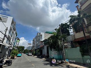 Cặp mặt tiền đẹp lê lâm  11.7x18.9m  giá 28 tỷ , giá tốt nhất khu vực!