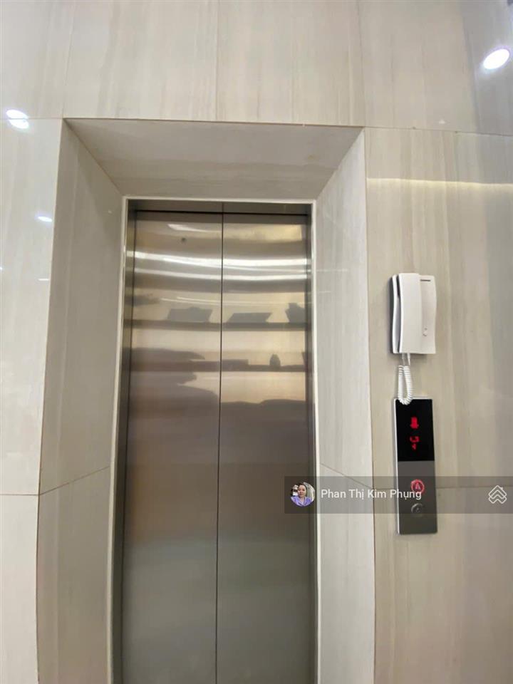 Bán biệt thự đường tân quý  nhà 3 lầu thang máy  7x15.5m  giá 18.9 tỷ  nhà đẹp sang trọng
