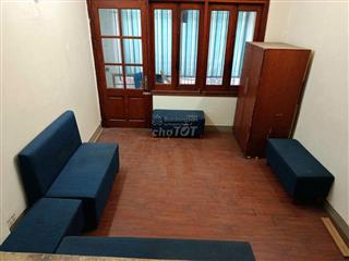 Cho thuê nhà ngõ chợ khâm thiên, đống đa 3 ngủ, 9tr