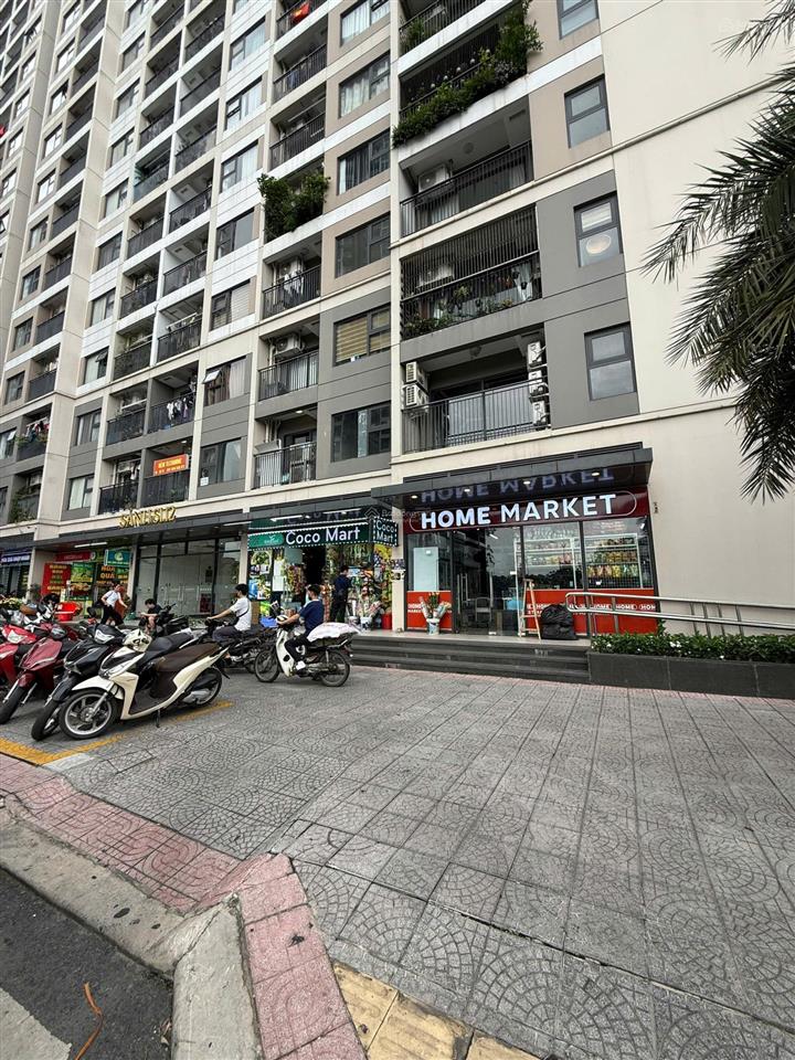 Chính chủ cần bán gấp shophouse lô góc chân đế  vinhomes ocean park 1, dt 74,4m2,  0986 122 ***