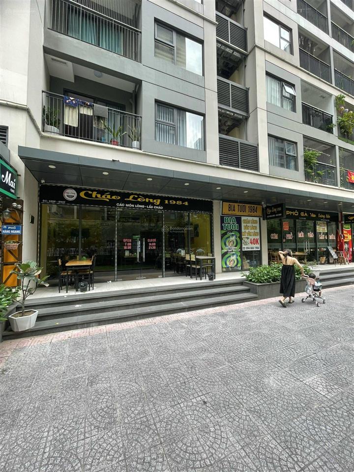 Chính chủ cần bán gấp shop chân đế vinhomes ocean park 1, giá 96tr/m2 0986 122 ***