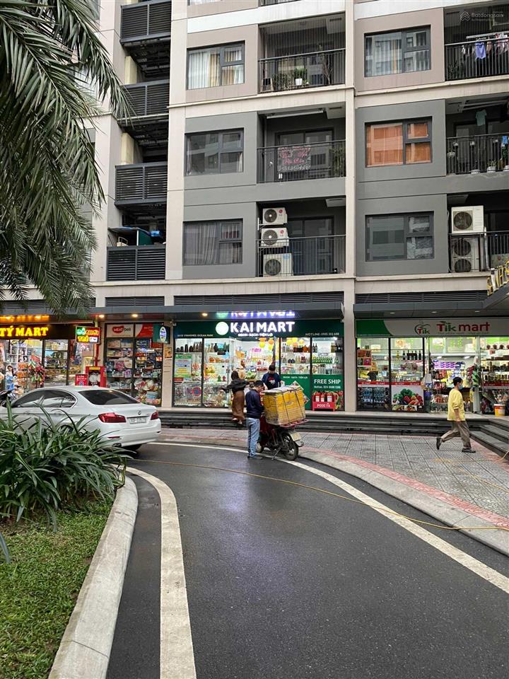 Chính chủ cần bán shop chân đế vinhomes ocean park mặt sảnh diện tích 121m2 giá 10,5 tỷ 0912 132 ***