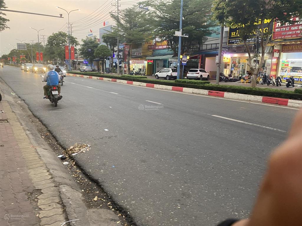 Bán đất mặt tiền quốc lộ 55 ngay công viên bờ hồ, thị trấn phước bửu, 230m2 (6x37m) giá 6 tỷ tl