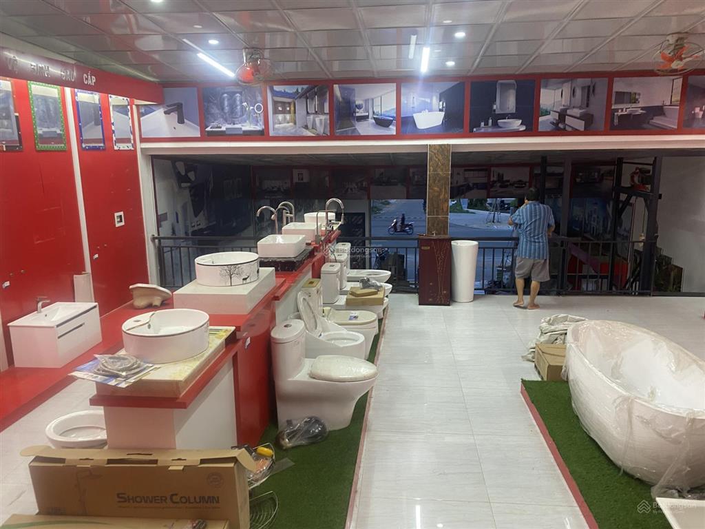 Bán gấp nhà mặt tiền 2 lầu đường 27/4, 300m2, 6,5 tỷ, 5pn, 5wc, xuyên mộc, bà rịa vũng tàu