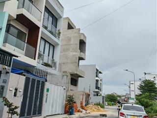 Bán đất hẻm 271 ngô chí quốc, bình chiểu, thủ đức, 69.6m2 3,828 tỷ view đẹp