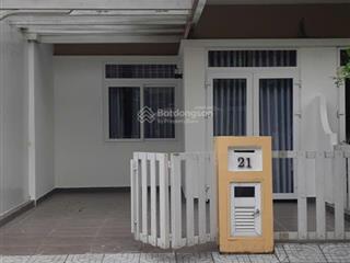 Chính chủ cho thuê nhà, 5m x 15m, 1 trệt, 2 lầu, 3 phòng ngủ, 3 toilet, nội thất đầy đủ