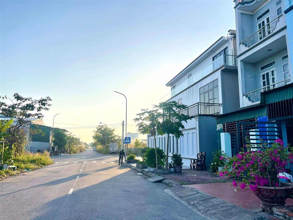 Bán ô đất tđc 96m2 hà khánh b  giá chỉ 3.25 tỷ