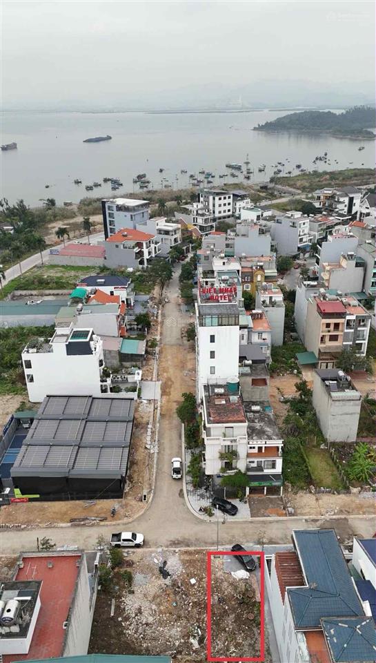 Bán đất 200m2 khu rẻ quạt  vựng đâng lô c2 quay biển