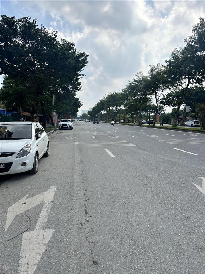 Chuyển nhượng lô đất đấu giá phương canh trịnh văn bô, đường 24m, đối diện dự án vingroup