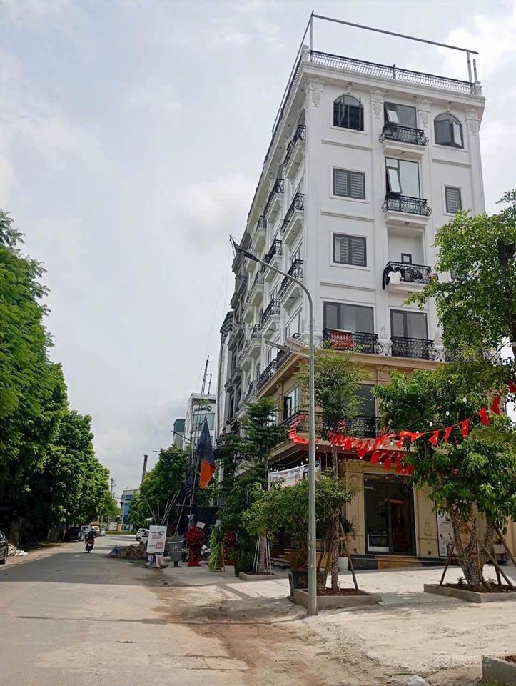 Chuyển nhượng lô đất đấu giá phương canh trịnh văn bô, đường 24m, đối diện dự án vingroup