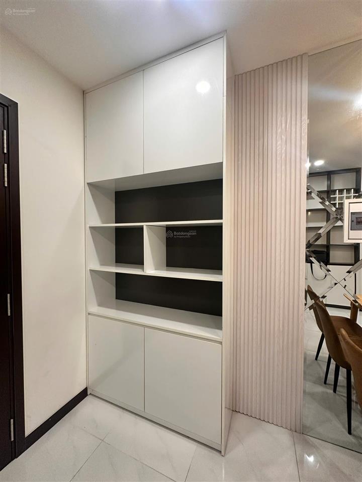 Cần tiền bán gấp cskyview, 1pn1wc giá 1,90 tỷ  full nội thất  sẵn hợp đồng thuê 8.5m