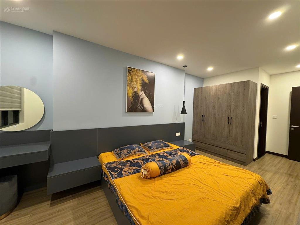 Bán c  skyview, d8, chánh nghĩa, thủ dầu một, 2.35 tỷ, 2pn2wc